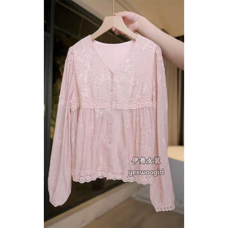 【伊舞】2025新款法式设计感棉质刺绣花边拼接衬衫春季气质百搭上衣