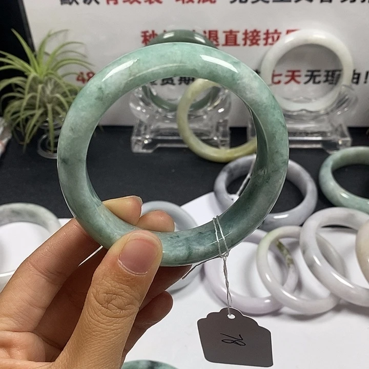 未镶嵌手镯翡翠22