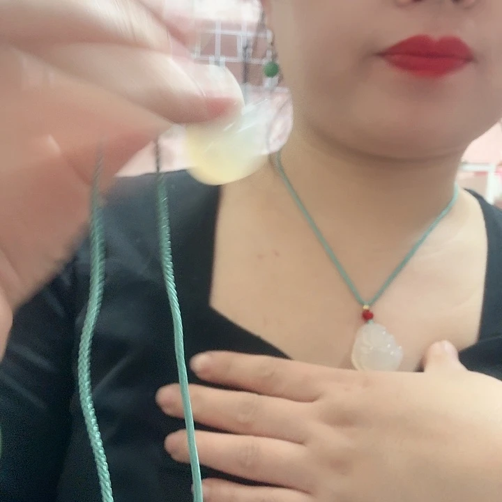 玛瑙/玉髓颈饰合金