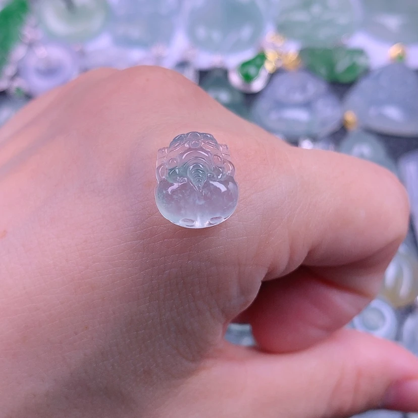 【闪购商品】翡翠未镶嵌颈饰?***子天然缅甸翡翠