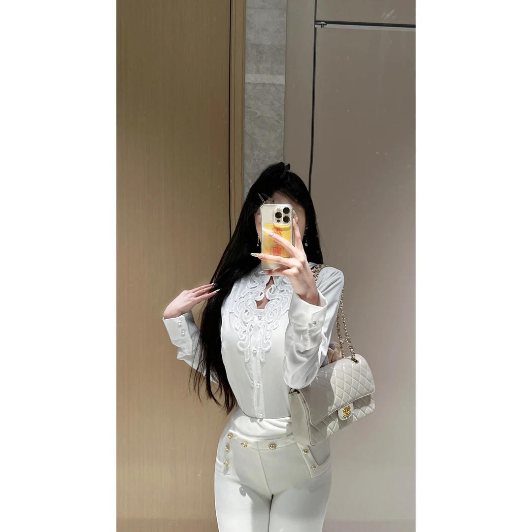 【宠粉专场】白色镂空花片衬衫DYYK-23121578