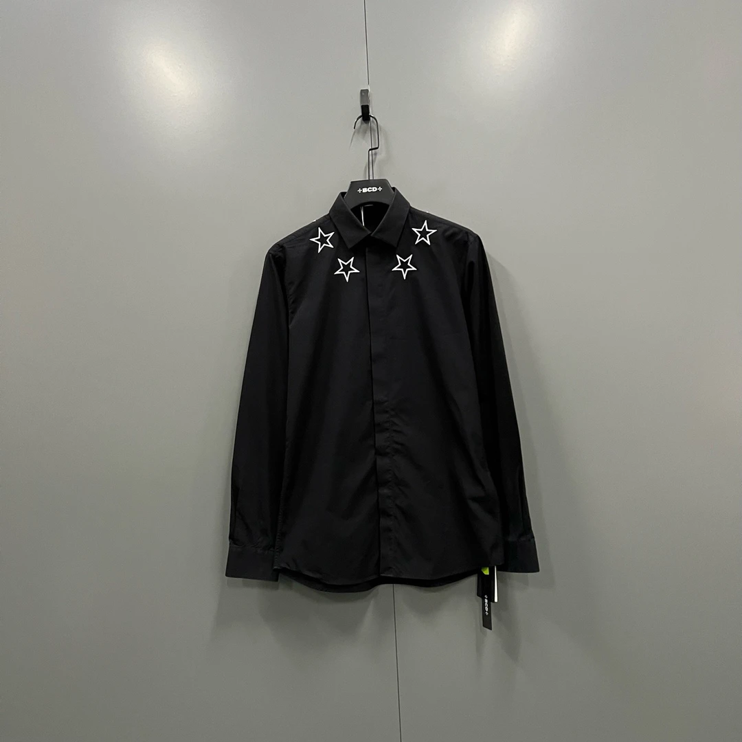 95新 Givenchy/纪梵希 (ll) 领口星星印花衬衫 39码610823