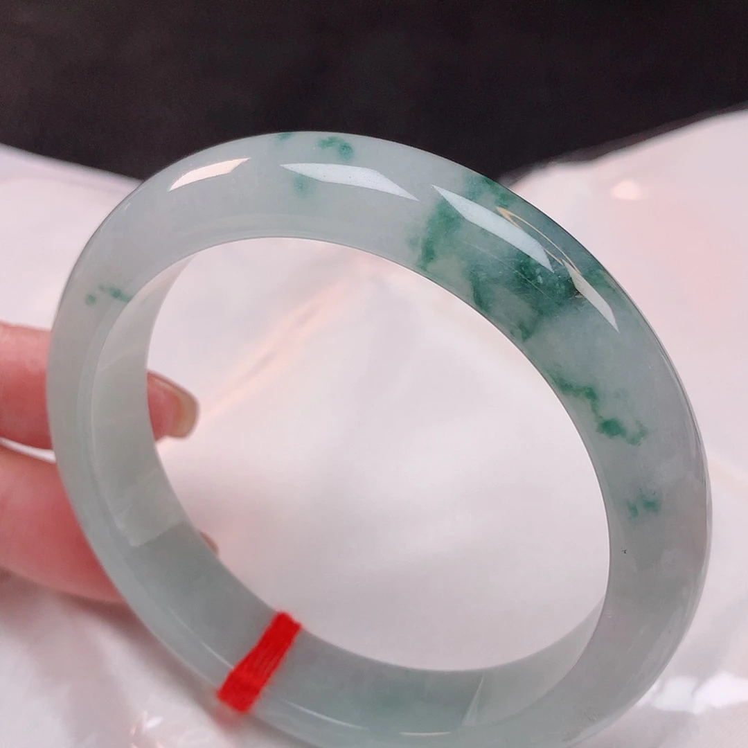 【闪购商品】未镶嵌手镯翡翠58