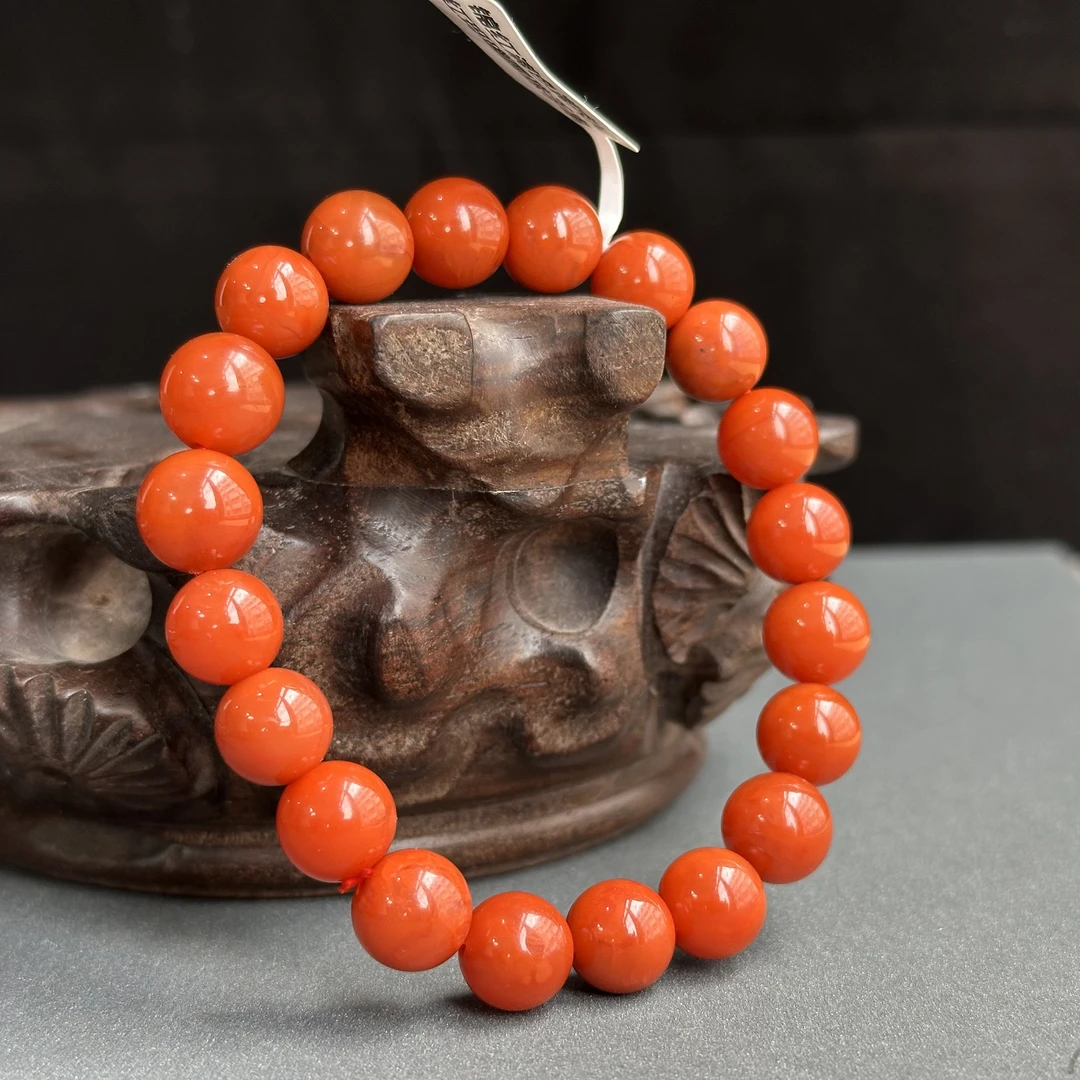 约10-11mm保山锦红满色满肉南红玛瑙圆珠手串