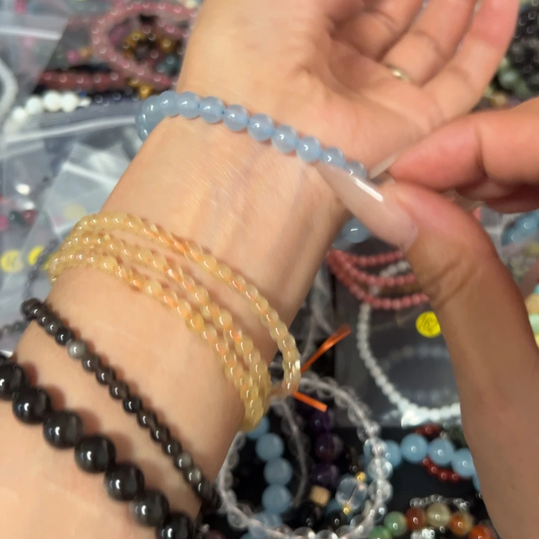 水晶手串未镶嵌海蓝宝卡六