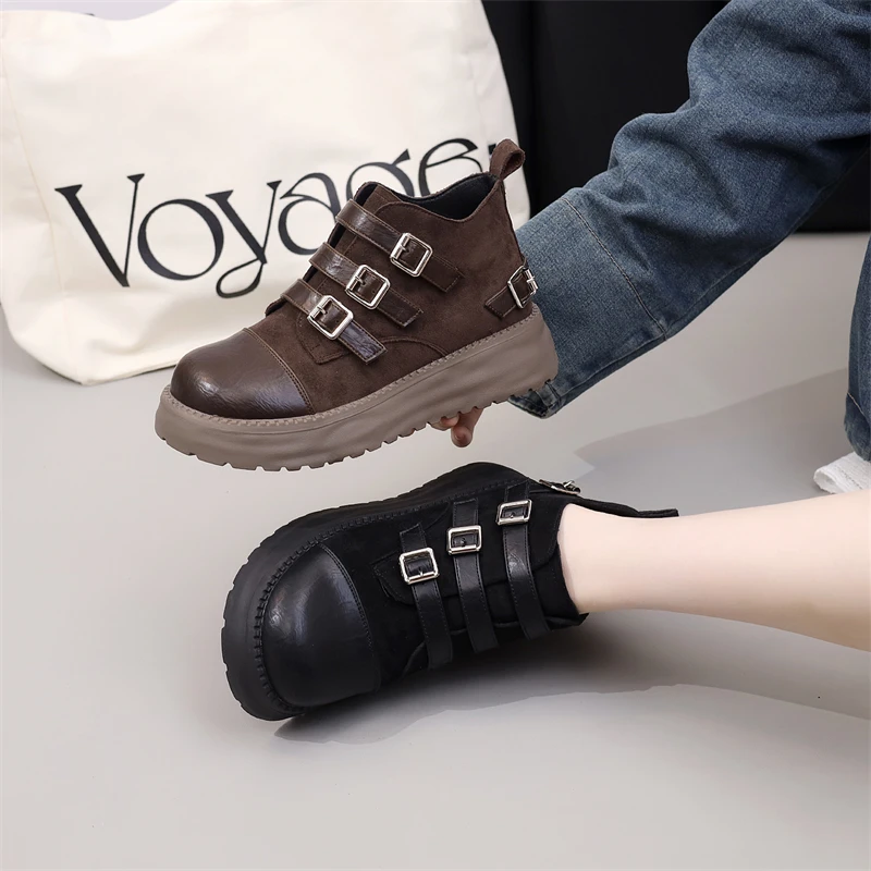 厚底马丁靴女2025新款秋冬季加绒爆款皮带扣增高显瘦百搭女靴短靴