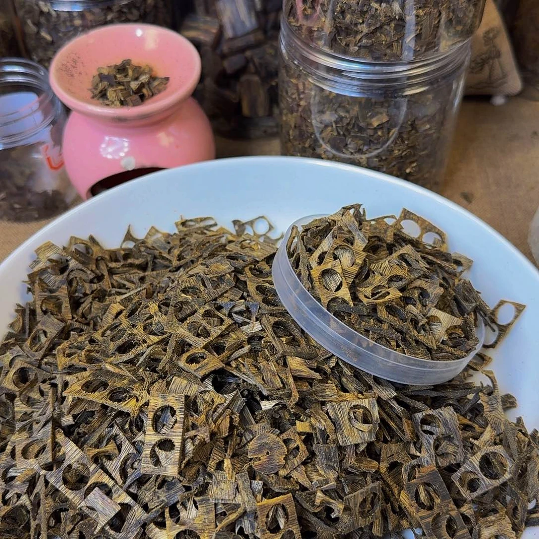 陆河料子跟红骨凹身料子