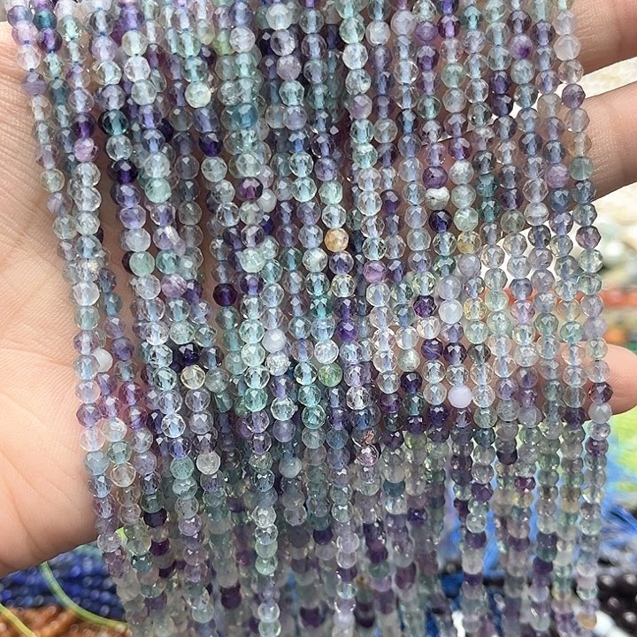 未镶嵌玛瑙/玉髓珠宝半成品一条3.5mm左右彩萤石刻面