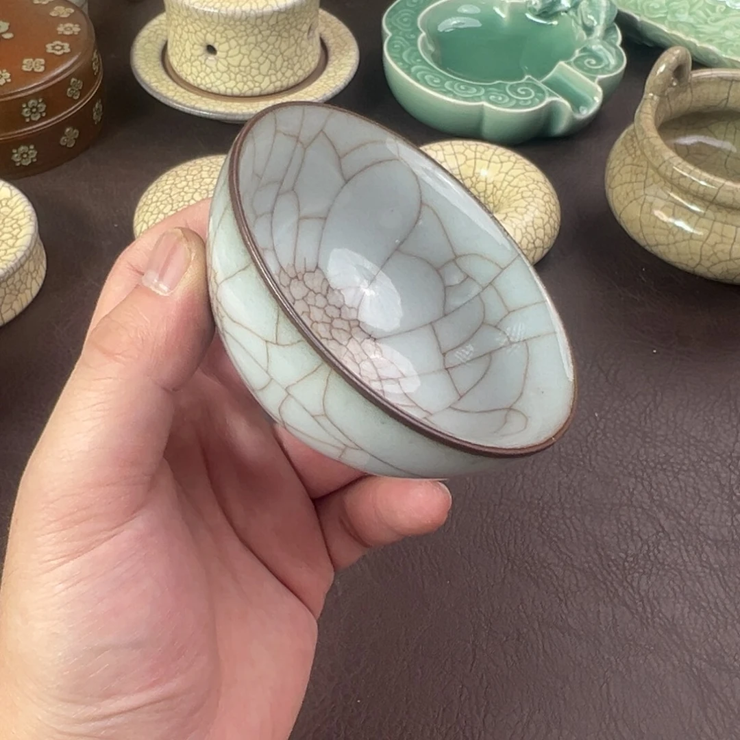 青瓷茶器青瓷茶器微瑕