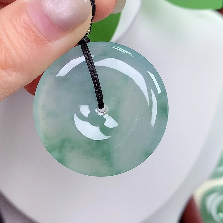 翡翠未镶嵌颈饰10:35-6.1mm