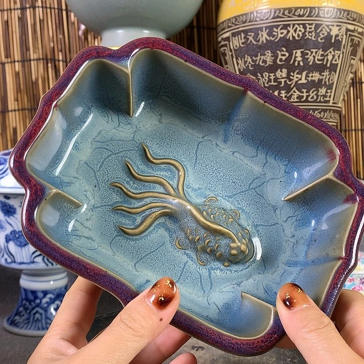 摆件瓷器1122331好看在**方