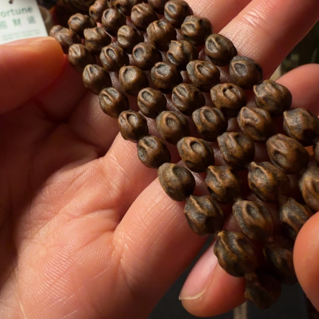 红***驴吊坠柏香籽/百香籽