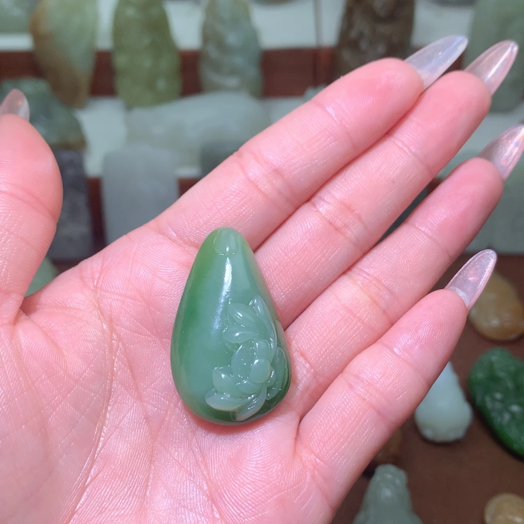 和田玉未镶嵌吊坠(不含链)