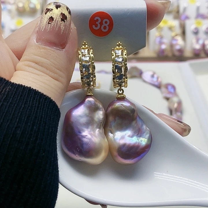 银S925镶嵌耳饰淡水珍珠