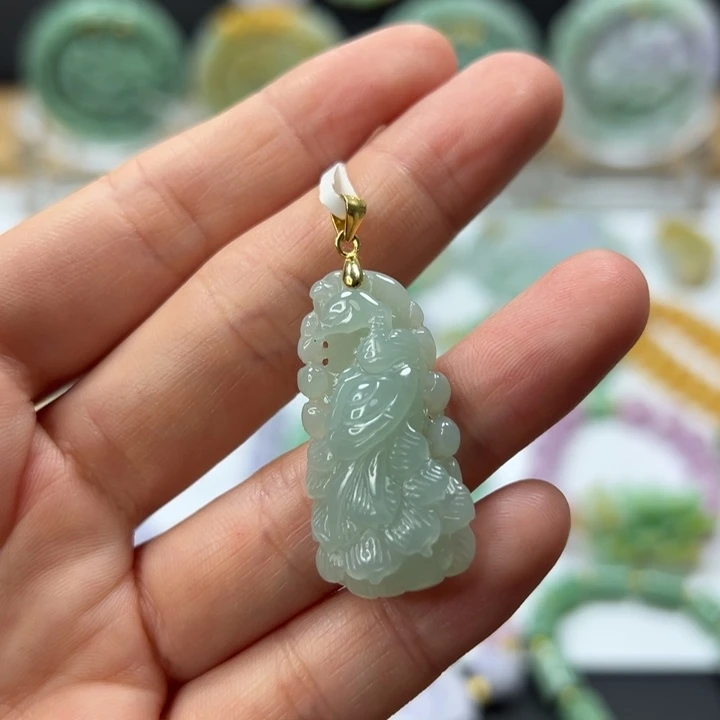 颈饰银S925镶嵌翡翠吊坠