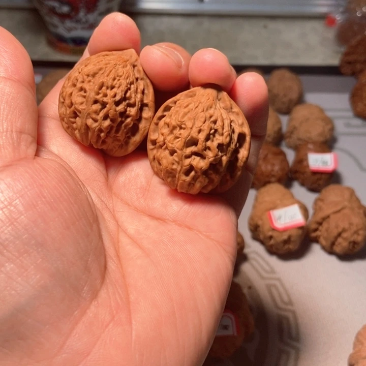 全品白茶金牛三五尺