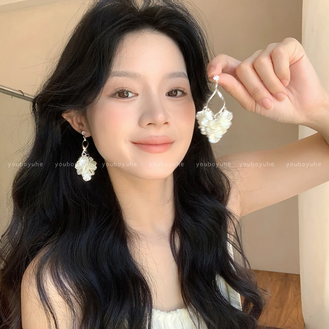 法式优雅花瓣流苏耳环女夏天轻奢小众耳钉高级感甜美通勤百搭耳饰