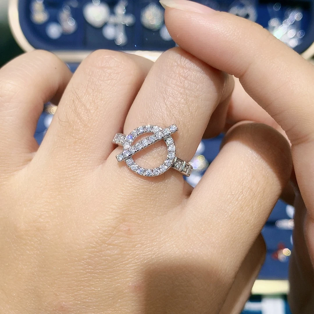 【闪购商品】18K金镶嵌戒指/指环钻石