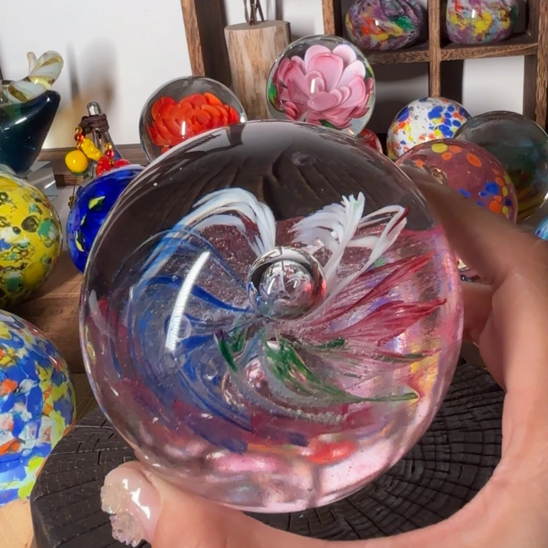 手工艺品琉璃瑕疵多