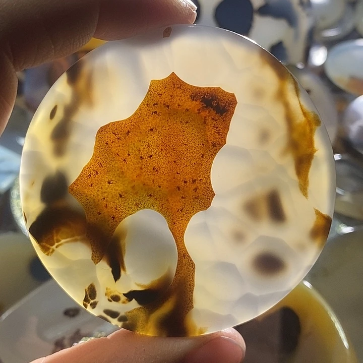 未镶嵌颈饰玛瑙/玉髓