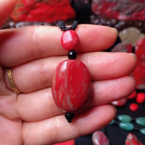 昌化鸡血石昌化鸡血石玉石挂件