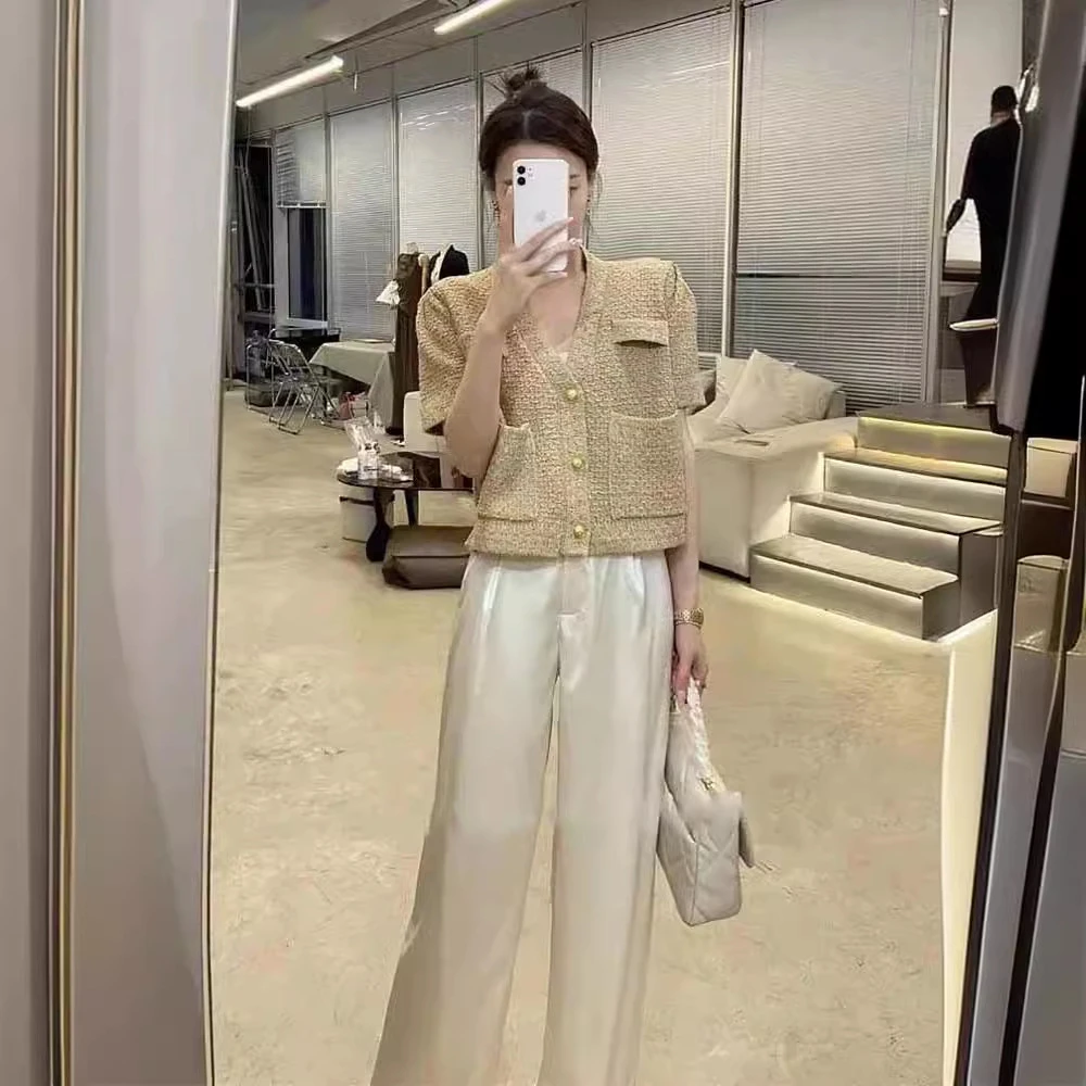 夏季小香风干练气质女装套装轻奢高级感卡其色短袖白色长裤两件套