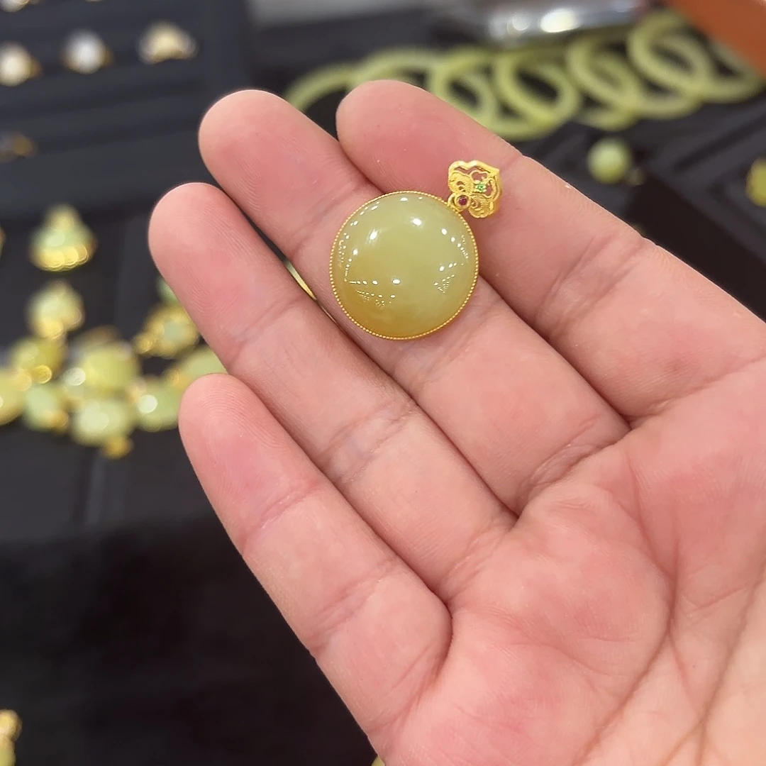 和田玉和田玉拍一发一多样性发货未镶嵌