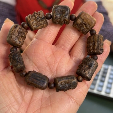 沉香手串白棋十八罗汉13克多样性发1条