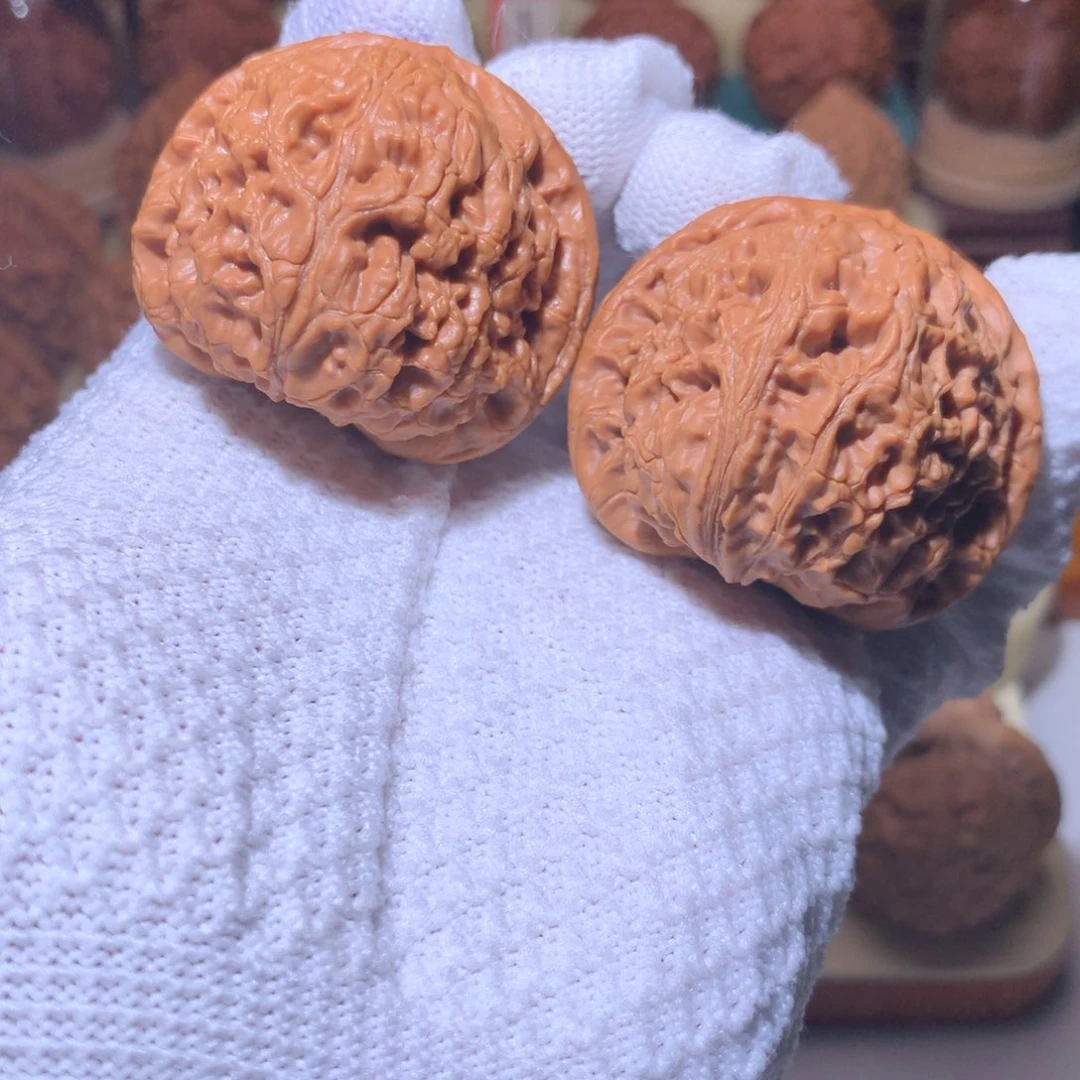 文玩核桃把件精品水龙纹