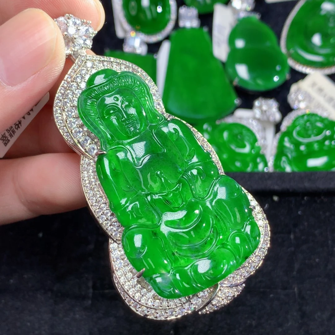 翡翠未镶嵌颈饰翡翠