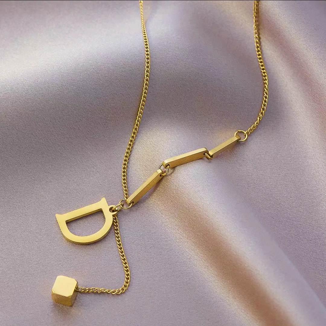 钛钢项链 20027钛钢高级感AB款D字方糖流苏项链(链长50）