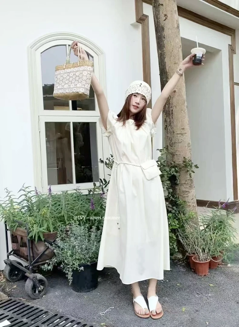 新疆包邮【6023】泡泡袖连衣裙（配包包）衣长112