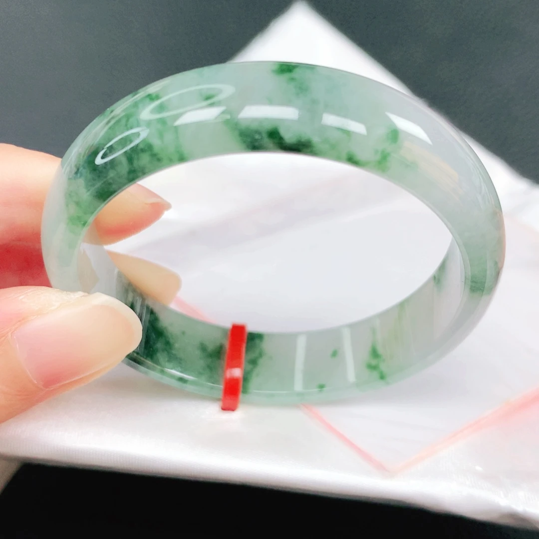 翡翠未镶嵌手镯48圈