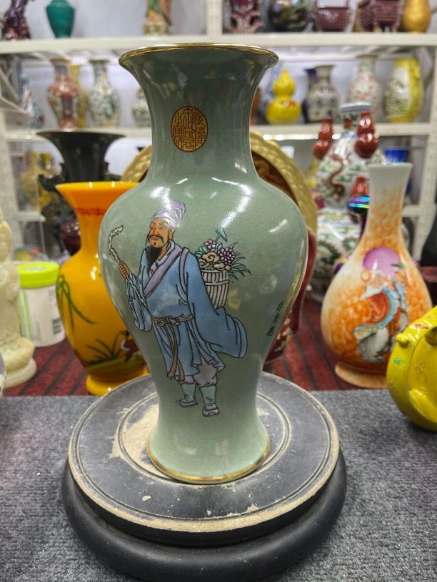 汝窑四大名医人物赏瓶
