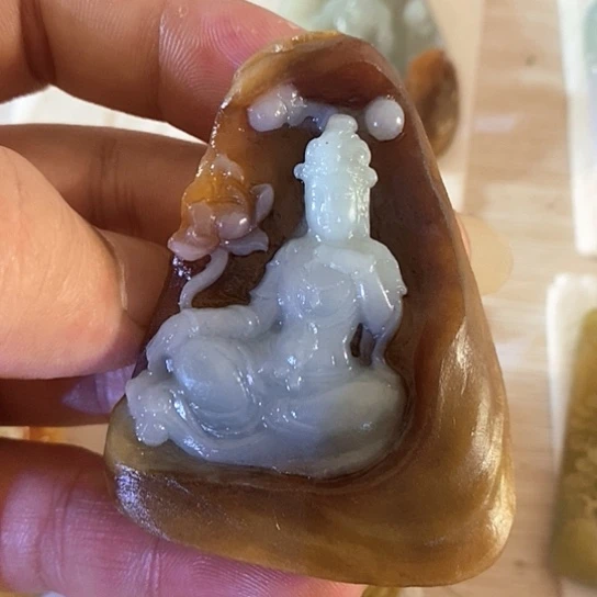 未镶嵌定制翡翠牌子