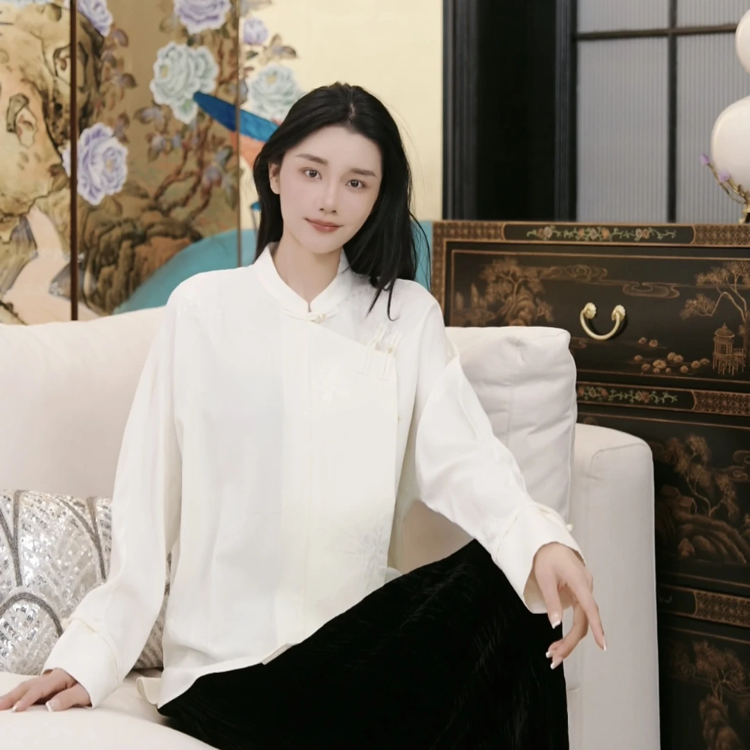 Betty Bairn【刘HAHA精选】高端系列设计感上衣25B-BW9262