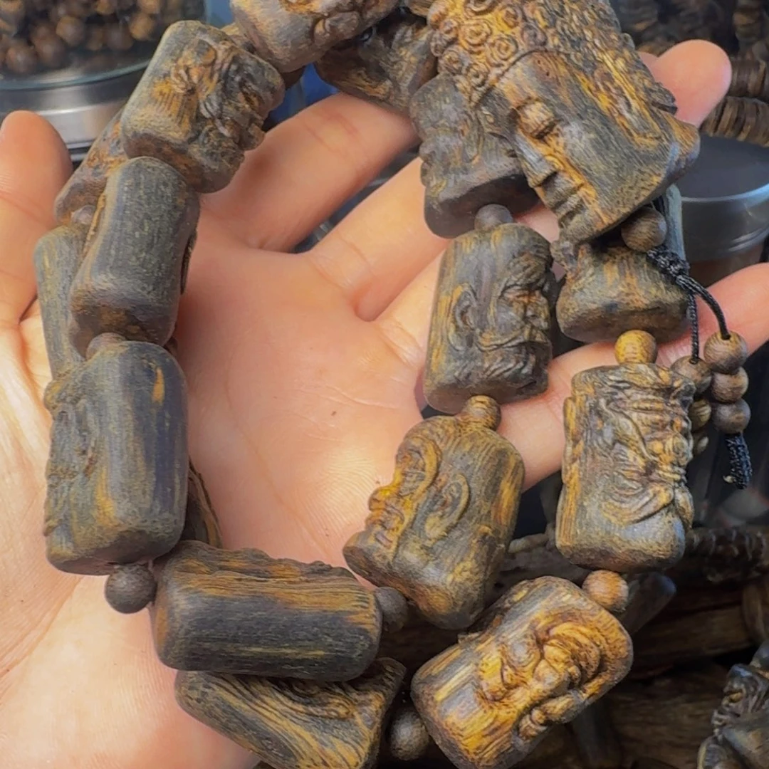 小***种手串沉香十八罗汉67.8