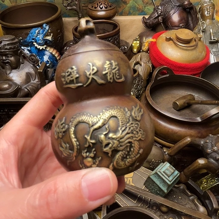 精美铜器批发档口