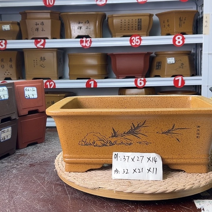 紫砂花盆蛇年大吉，