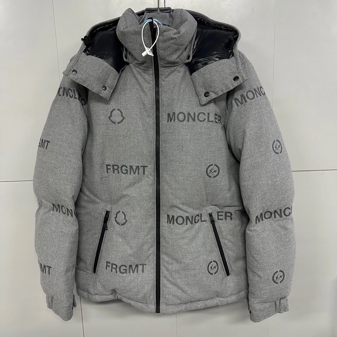 全新未使用 MONCLER 藤原浩联名Fragment连帽羽绒服 1码 J01363