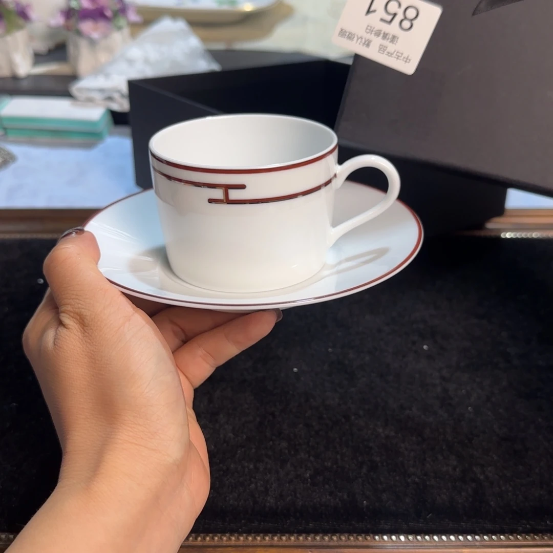 瓷器哈哈哈哈哈哈哈