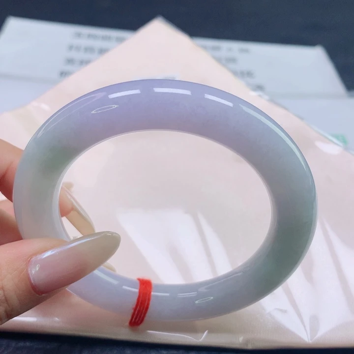 嘉***霖翡翠未镶嵌手镯5657