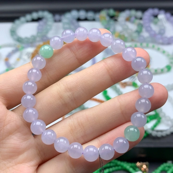 翡翠手镯未镶嵌翡翠