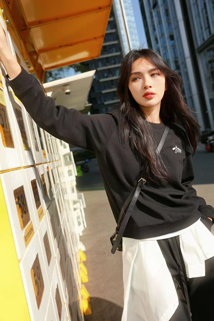 时尚休闲卫衣3101264