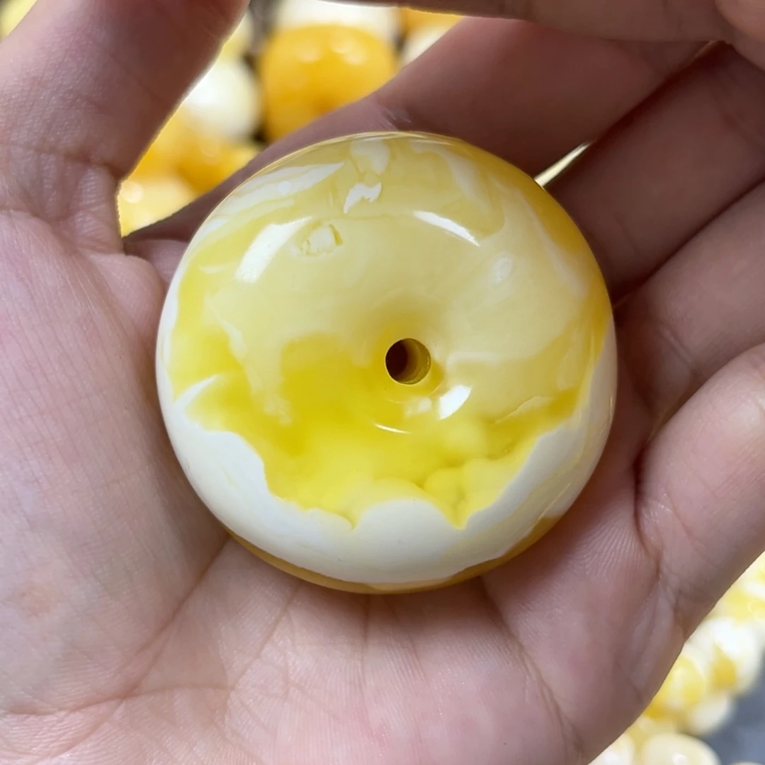 手串琥珀未镶嵌平安扣
