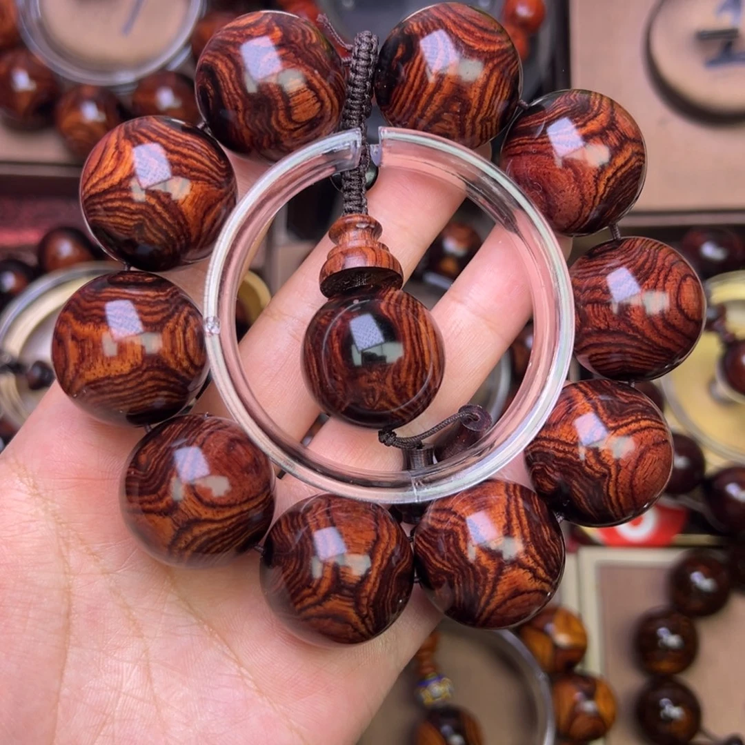 木质类黄花梨鬼脸对眼老料