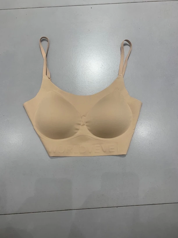 百搭粉底液均码美背