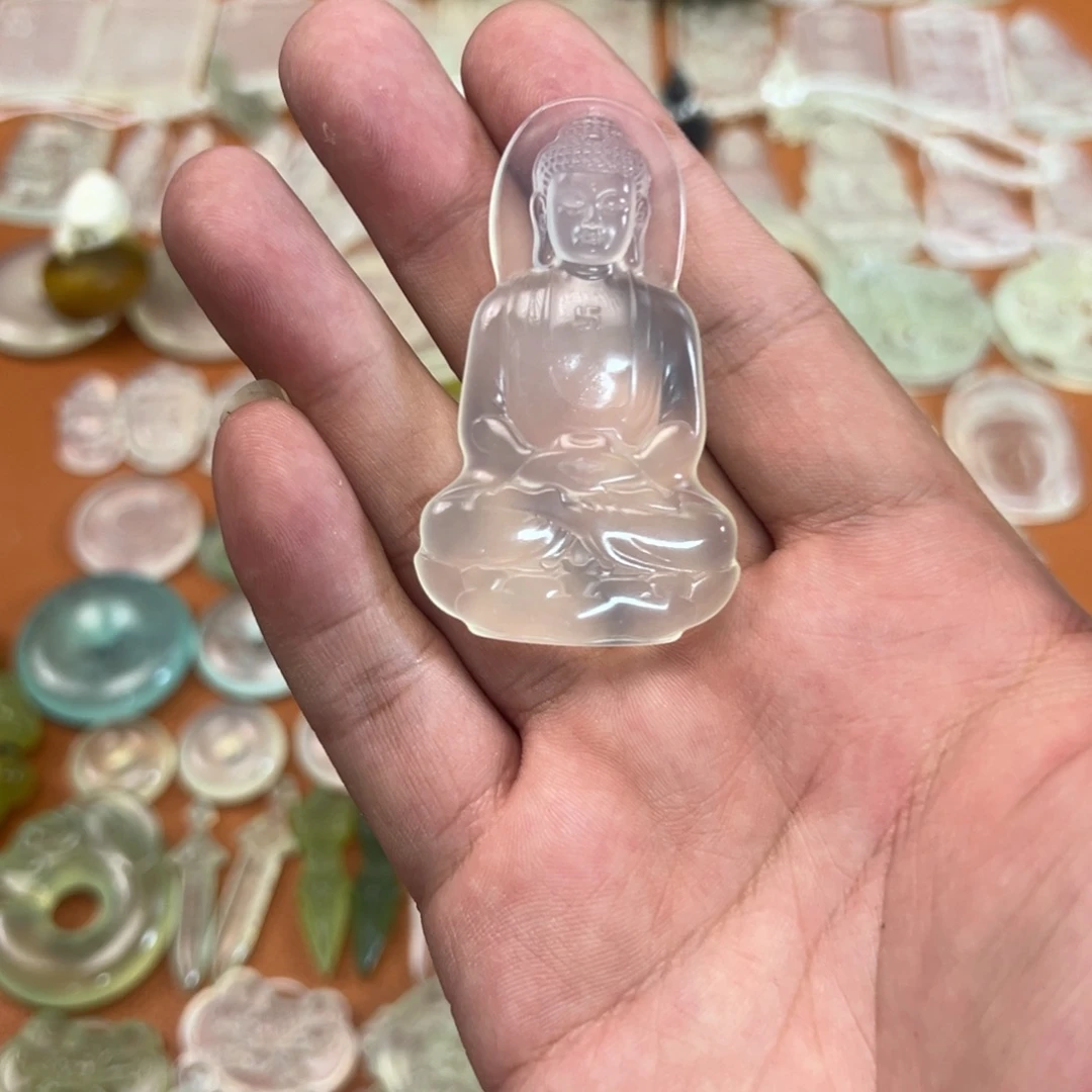 小***潘岫玉未镶嵌颈饰多样性随机发一