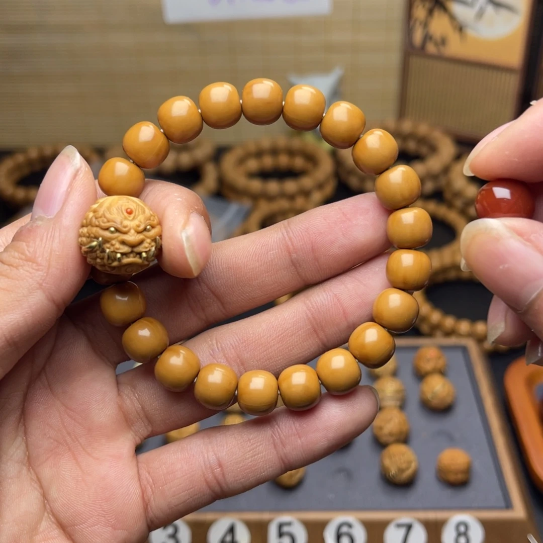 闰***土手串猴头核桃猴头