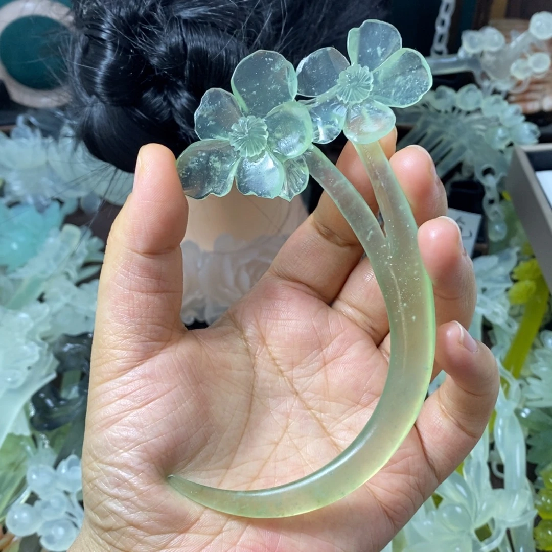 蛇纹石玉未镶嵌发饰